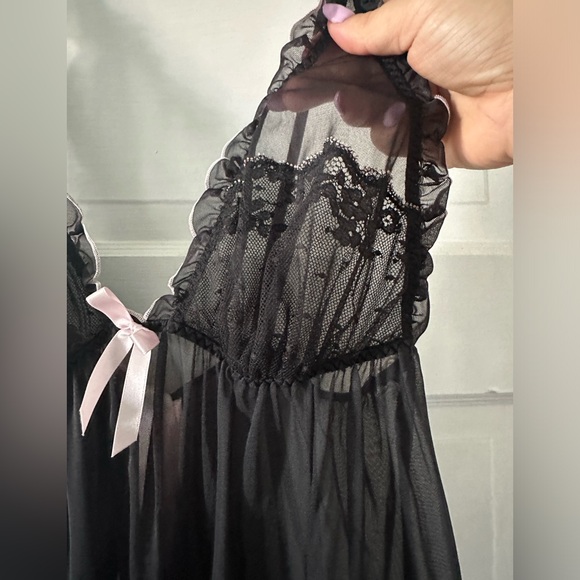 Victorias Secret Lingerie - Picture 2 of 8